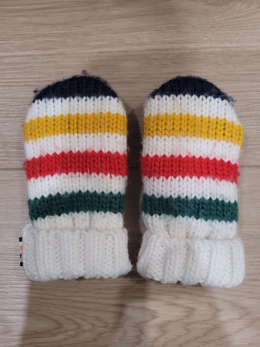 Husdons Bay Kids 12-24M 4 Striped Knit Mittens in White, Yellow, Red & Green